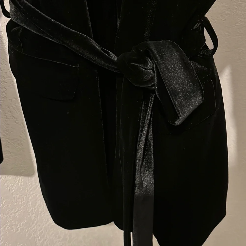 INC Women's Black Velvet Blazer - Picture 5 of 8